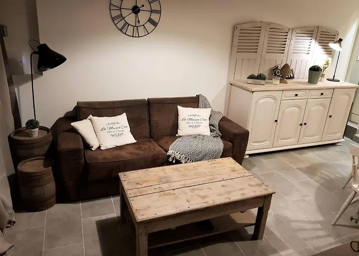 La Maison Coco Ονφλέρ