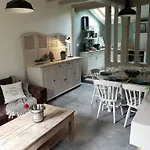 La Maison Coco Ονφλέρ